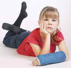 Girl with broken arm